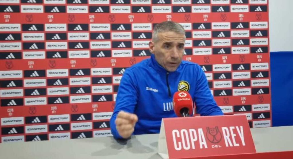 04ae63b8-1be9-43d3-a797-f5db4af21398