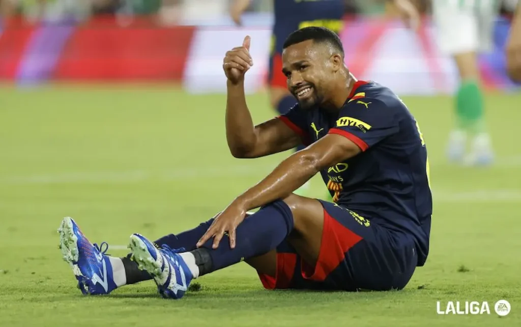 YANGEL HERRERA PORTADA