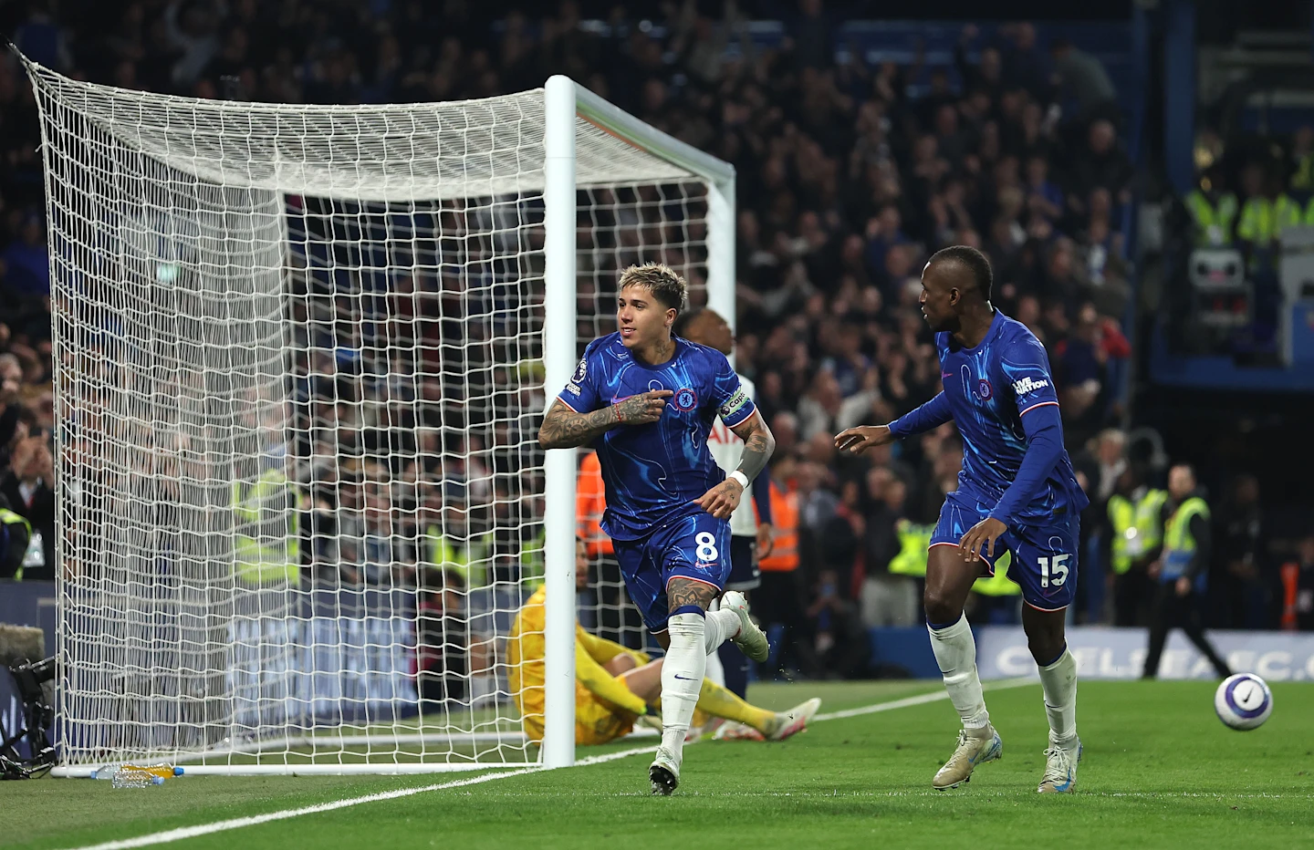 Fernandez_Spurs_H_GettyImages-2208366971 Fernandez_Spurs_H_GettyImages-2208366971