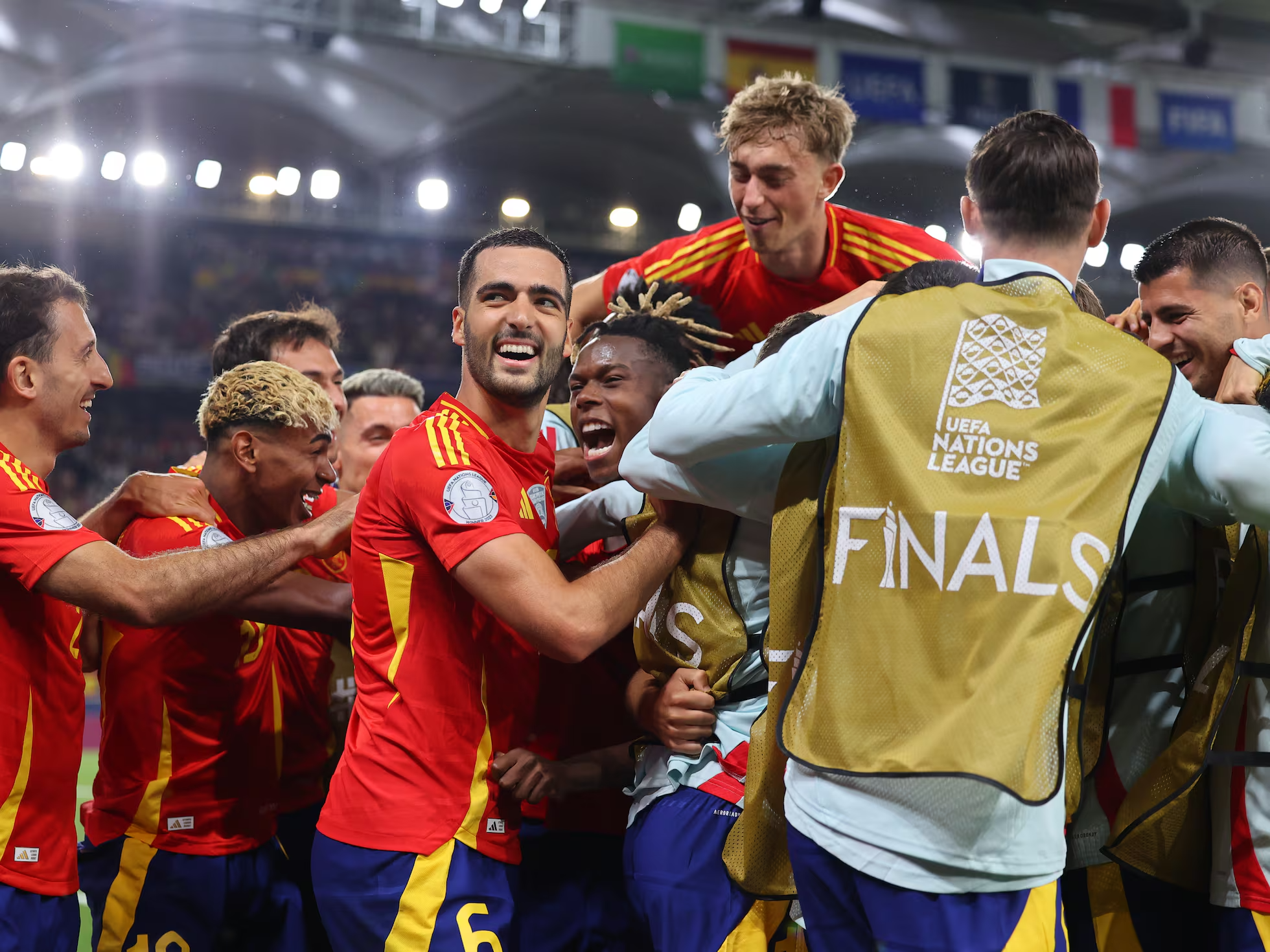 EQUIPO-ESPAÑA EQUIPO-ESPAÑA