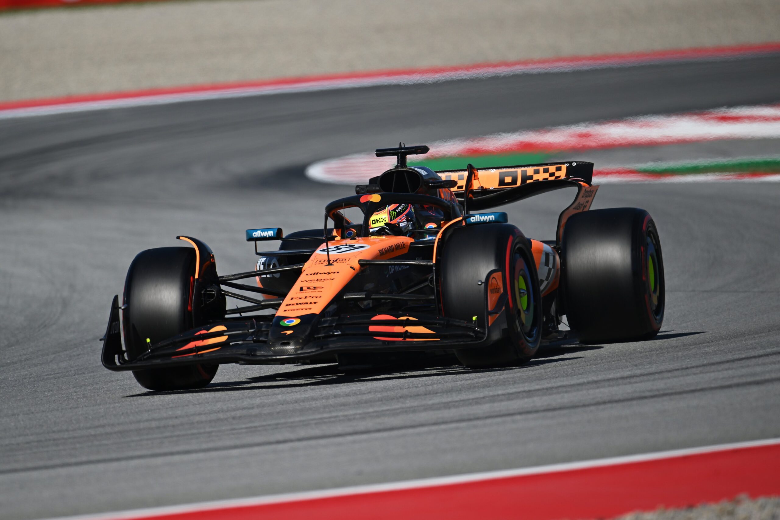 McLaren engaña a todos