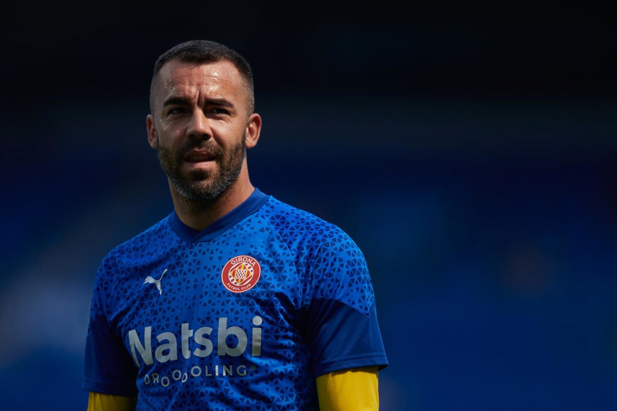 Real Sociedad v Girona - La Liga EA Sports 12/08/2023 Juan Carlos of Girona FC looks on prior the LaLiga EA Sports match between Real Sociedad and Girona FC at Reale Arena on August 12, 2023, in San Sebastian, Spain.
DEPORTES
Ricardo Larreina / Afp7 / Europa Press