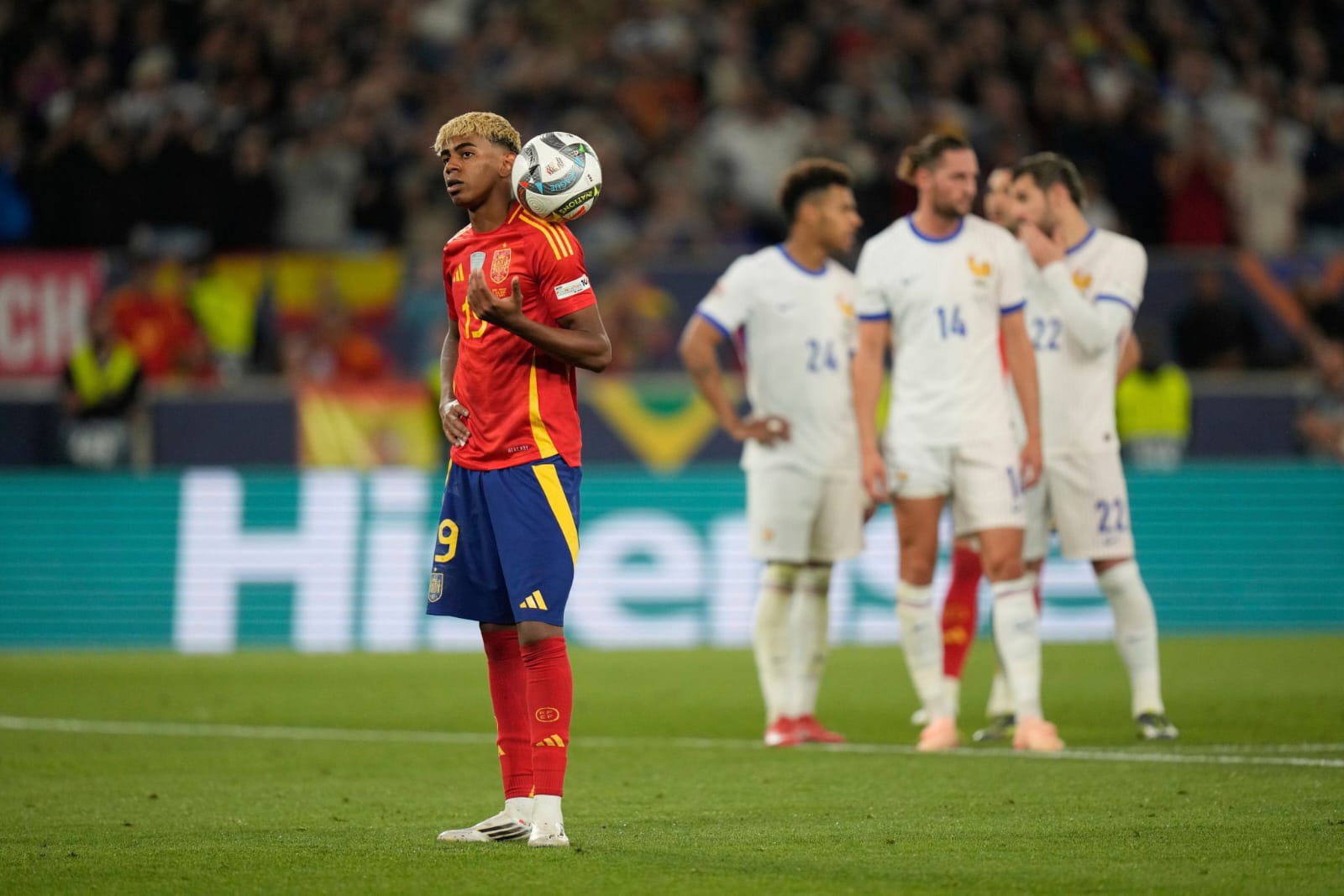 LAMINE YAMAL MEJOR JUGADOR DEL PARTIDO LAMINE YAMAL MEJOR JUGADOR DEL PARTIDO