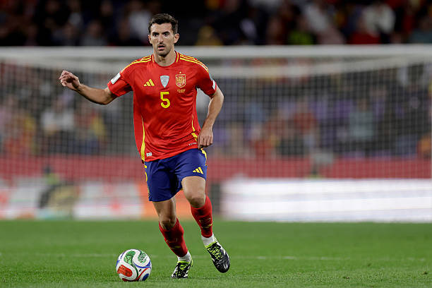 VALLADOLID, SPAIN - OCTOBER 14: Daniel Vivian of Spain  during the  World Cup Qualifier  match between Spain  v Bulgaria at the Estadio Nuevo Jose Zorrilla on October 14, 2025 in Valladolid Spain (Photo by Maria Gracia Jimenez /Soccrates/Getty Images)
