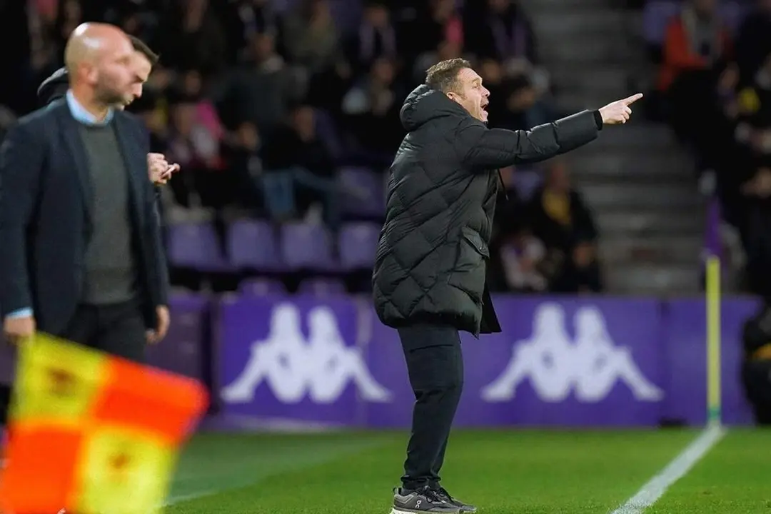 El nuevo Real Valladolid de Tevenet: “Valiente, no kamikaze”