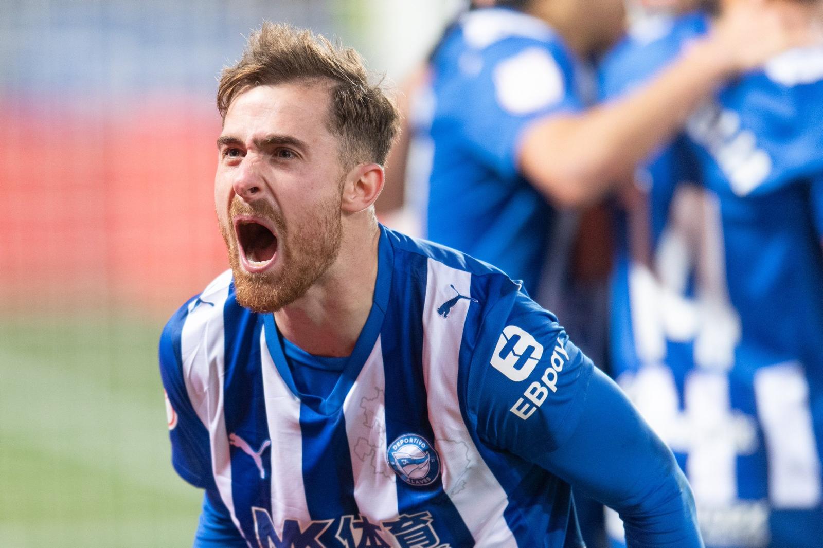 toni martinez vs rayo