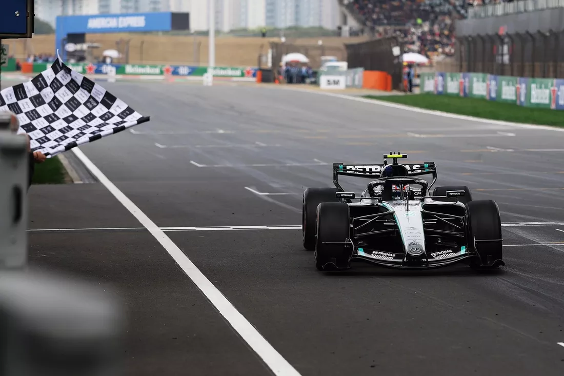 Antonelli logra su primera victoria y Hamilton su primer podio con Ferrari