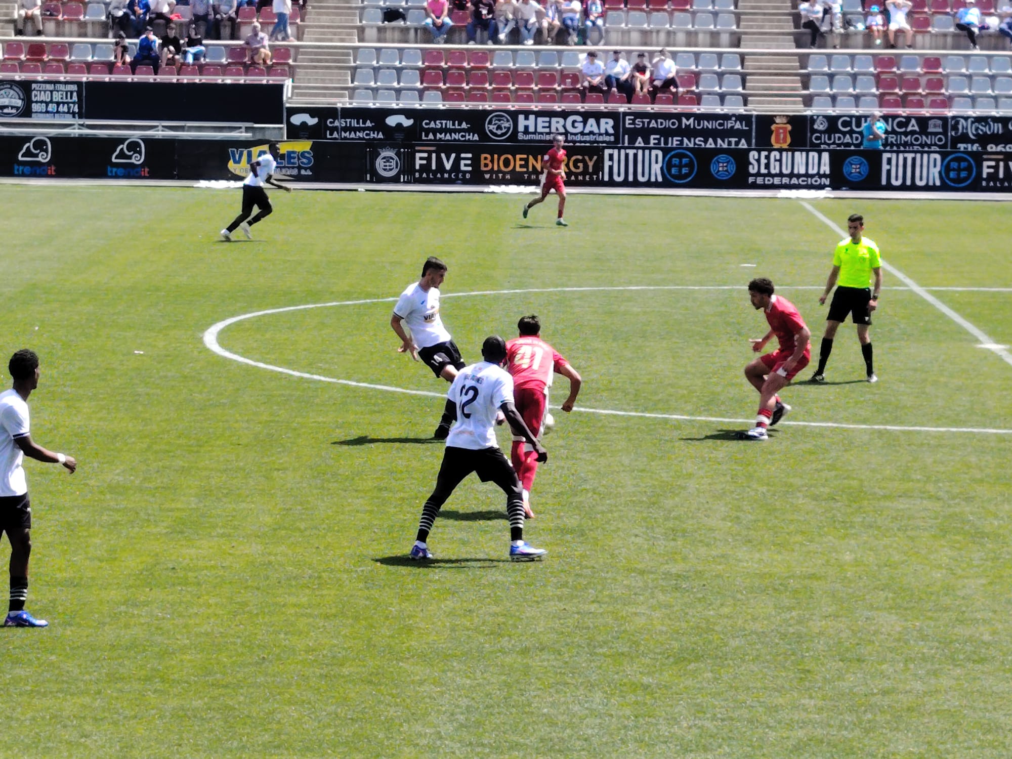El Conquense sufre pero se garantiza una plaza en el play-off